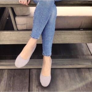 LAST CHANCE• FINAL PRICE
 Allbirds Tree Breezers Cream Hush Flats 8.5